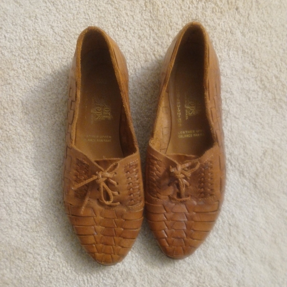 Y2K Leather Flats Size 5.5